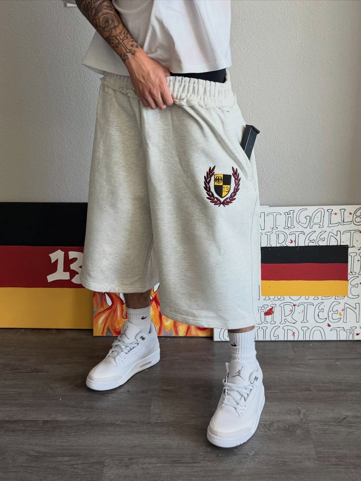 Crest short
